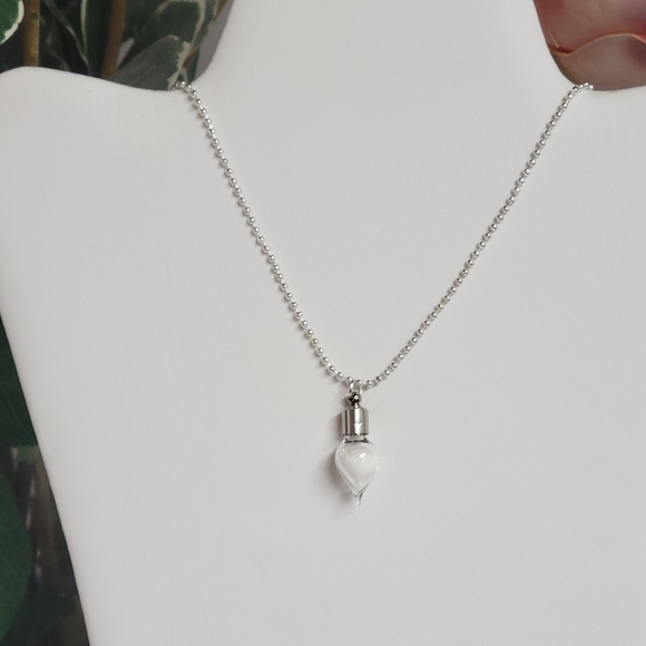 ✨️PIXIE DUST MAGIC WISH DUST NECKLACE ✨️ Handmade- twist off top - Picture 4 of 11